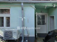 Eladó családi ház, Jászberényben 28 M Ft, 1+1 szobás