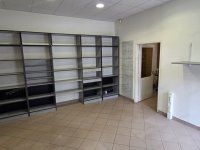 Kiadó üzlethelyiség, Kecskeméten 180 E Ft / hó, 3 szobás