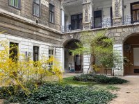 Eladó téglalakás, Budapesten, VI. kerületben 72.5 M Ft