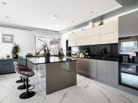 Eladó családi ház, Etyeken 367 M Ft, 5 szobás