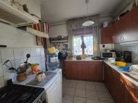 Eladó családi ház, Pécsett 69.9 M Ft, 5 szobás