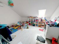 Eladó családi ház, Miskolcon 350 M Ft, 10 szobás