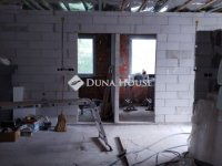 Eladó családi ház, Monorierdőn 32 M Ft, 4 szobás