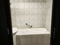 Eladó panellakás, Szombathelyen 41.99 M Ft, 3 szobás