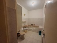 Eladó téglalakás, Egerben 49.5 M Ft, 2+1 szobás