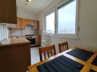 Eladó panellakás, Kecskeméten 46.99 M Ft, 2 szobás