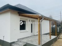 Eladó családi ház, Gárdonyban 84.9 M Ft, 3 szobás