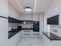 Eladó családi ház, Kecskeméten 225 M Ft, 5 szobás