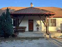 Eladó családi ház