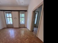 Eladó téglalakás, Budapesten, VI. kerületben, Andrássy úton