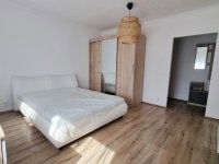 Kiadó panellakás, albérlet