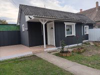 Eladó családi ház