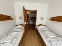 Eladó nyaraló, Sárváron 325 M Ft, 13 szobás