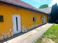 Eladó családi ház, Cegléden 44.9 M Ft, 1+2 szobás