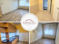 Eladó panellakás, Baján 29.99 M Ft, 2 szobás