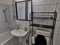 Kiadó panellakás, albérlet