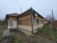 Eladó családi ház, Kókán 44.9 M Ft, 2 szobás