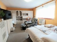 Eladó családi ház, Pécsett 70 M Ft, 2+1 szobás
