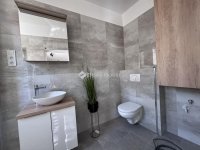 Eladó téglalakás, Pécsett 69.9 M Ft, 3 szobás