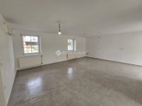 Eladó családi ház, Szabadbattyánban 79.6 M Ft, 4 szobás