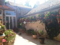 Eladó családi ház, Pécsett 129.9 M Ft, 4 szobás