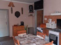 Eladó téglalakás, Pécsett 64.9 M Ft, 3 szobás