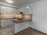 Eladó panellakás, Szegeden, Szatymazi utcában 64.9 M Ft