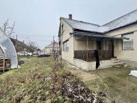 Eladó családi ház