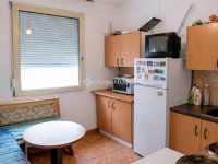 Eladó panellakás, Debrecenben 51.9 M Ft, 3 szobás