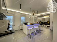 Eladó családi ház, Kecskeméten 219 M Ft, 5 szobás