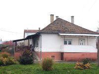 Eladó családi ház