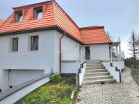 Eladó családi ház, Szentendrén 170 M Ft, 2 szobás