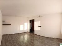 Kiadó panellakás, albérlet