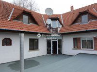 Eladó családi ház, Kecskeméten 140 M Ft, 8 szobás