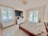 Eladó családi ház, Dunakeszin 250 M Ft, 4 szobás