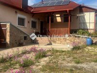 Eladó családi ház, Sukorón 89.9 M Ft, 5 szobás