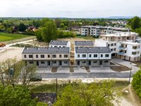 Eladó sorház, Székesfehérvárott, Tasnádi utcában 87.5 M Ft
