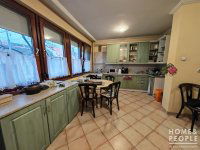 Eladó téglalakás, Szegeden 100.99 M Ft, 5 szobás