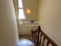 Eladó családi ház, Kecskeméten 210 M Ft, 9 szobás