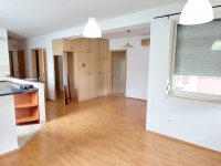 Eladó téglalakás, Szigetszentmiklóson 79 M Ft, 3 szobás