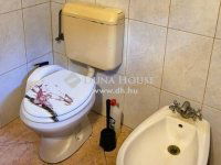 Eladó családi ház, Kecskeméten 95 M Ft, 3 szobás
