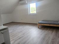 Kiadó családi ház, albérlet, Kisbéren 300 E Ft / hó, 2 szobás