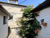 Eladó családi ház, Pécsett 81.5 M Ft, 5 szobás