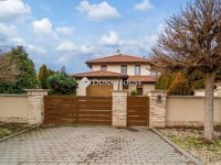 Eladó ikerház, Gödöllőn 147.5 M Ft, 4 szobás