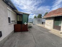 Eladó családi ház, Szegeden 73.5 M Ft, 4 szobás