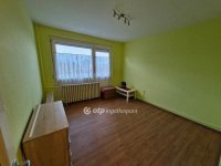 Eladó panellakás, Szekszárdon 34.9 M Ft, 2 szobás