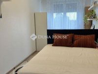 Eladó panellakás, XXI. kerületben 69.9 M Ft, 3 szobás