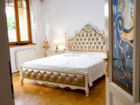 Eladó családi ház, Kecskeméten 248 M Ft, 8 szobás