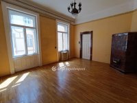 Eladó téglalakás, VI. kerületben 94.9 M Ft, 2 szobás