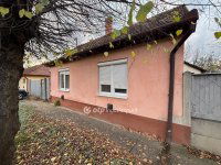 Eladó családi ház, Hajdúböszörményen 42 M Ft, 1+1 szobás